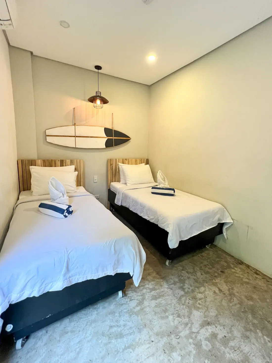 Standard twin room